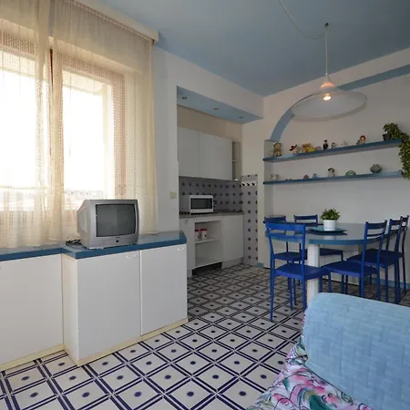 Diana Est Apartmán *