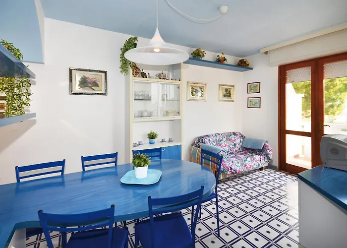 Diana Est ביביונה